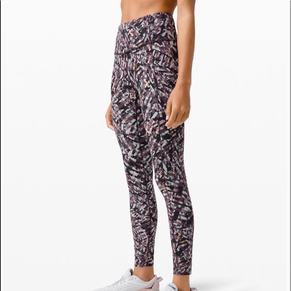Fast and Free High Rise Tight 25"